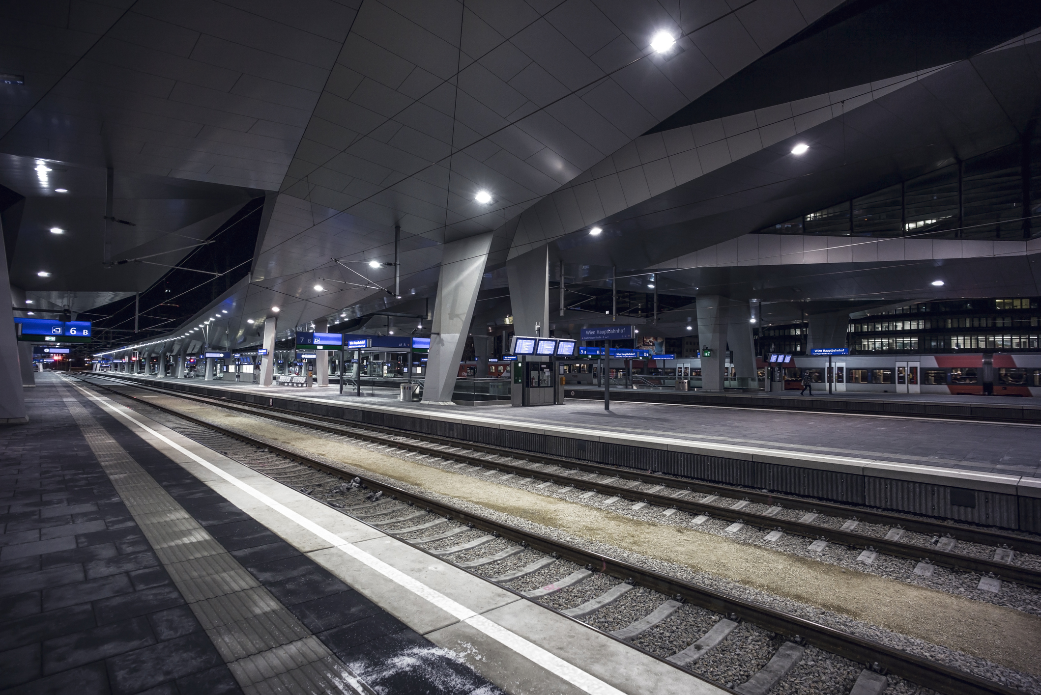 Here are the best and worst train stations in Europe