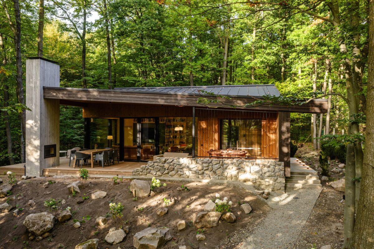 Monolith Lodge #9