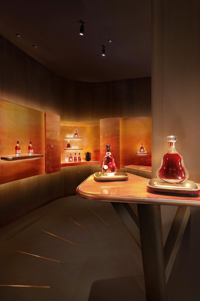 Egy konyak új flagship store-ja #10